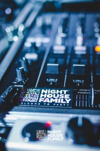 Kalura Night House Family 9