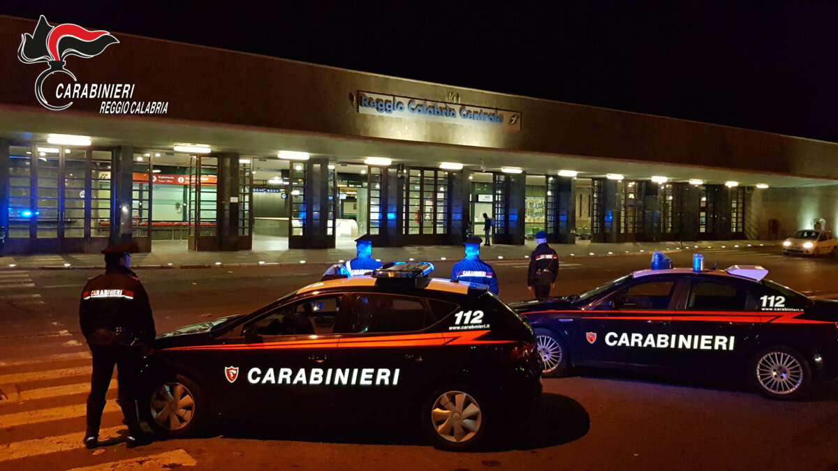 Reggio Calabria Scoperto Giro Di Prostituzione A Piazza Garibaldi 4 Arresti