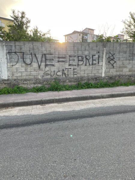 Scritta Antisemita Muri Polistena 1