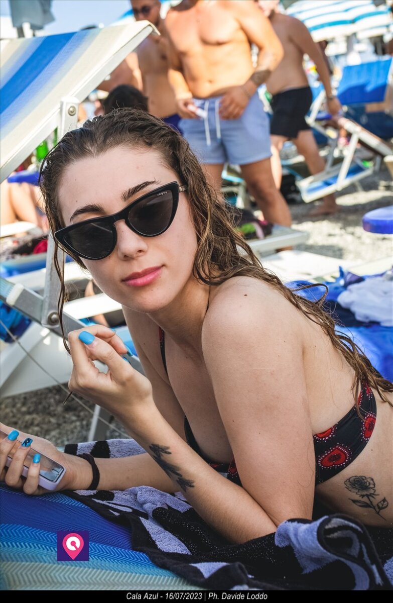 Cala Azul Beach Party Clara 101