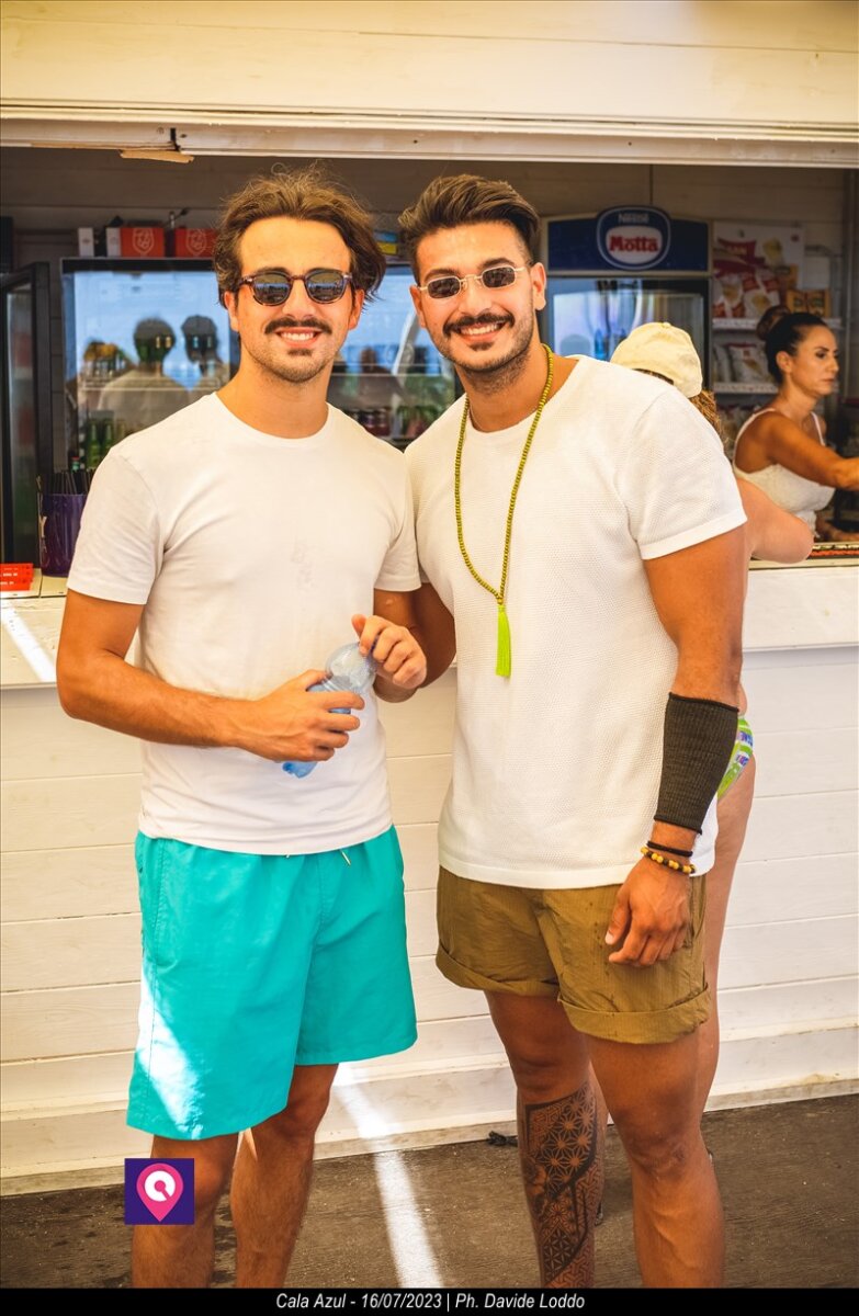 Cala Azul Beach Party Clara 134