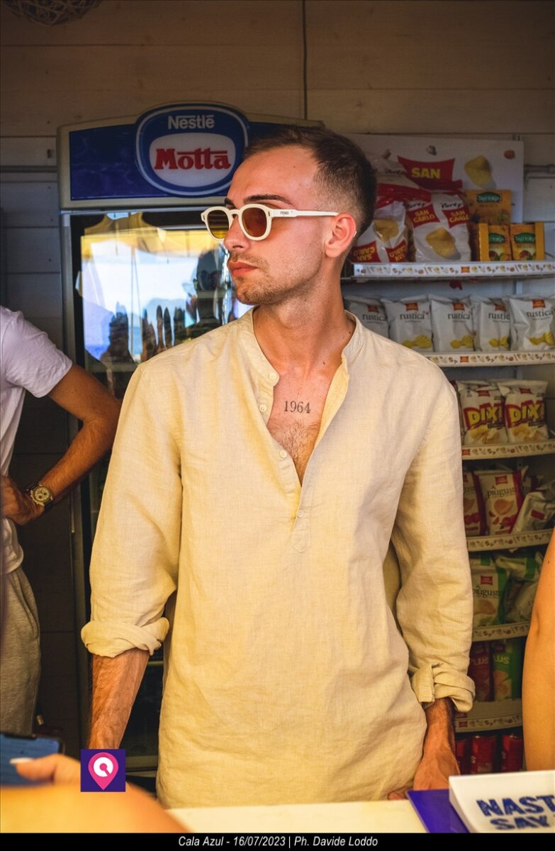 Cala Azul Beach Party Clara 157