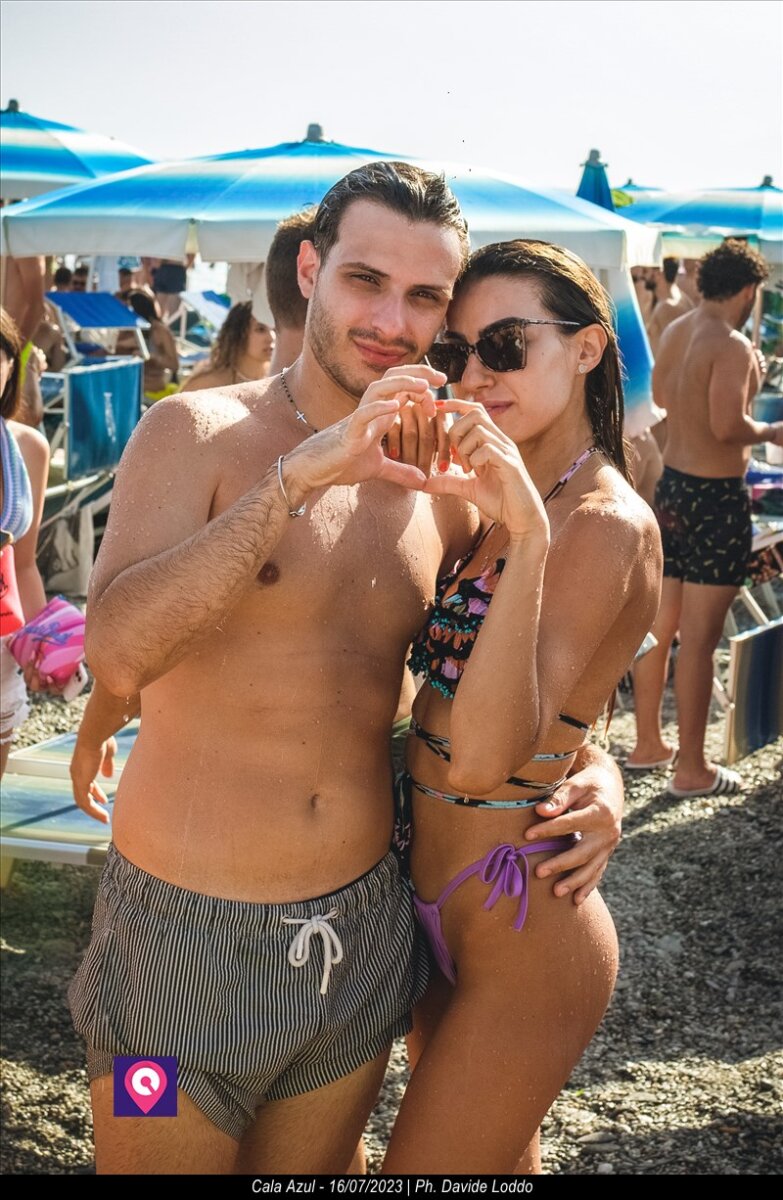 Cala Azul Beach Party Clara 35