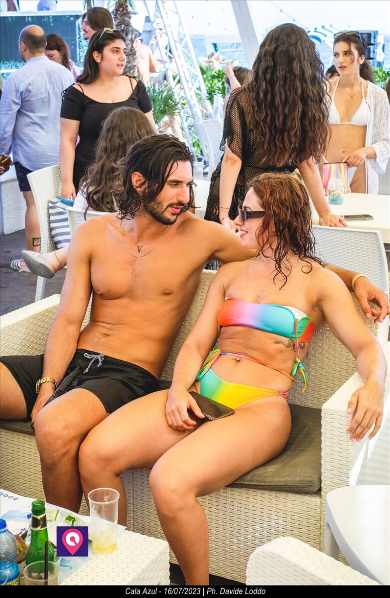 Cala Azul Beach Party Clara 53