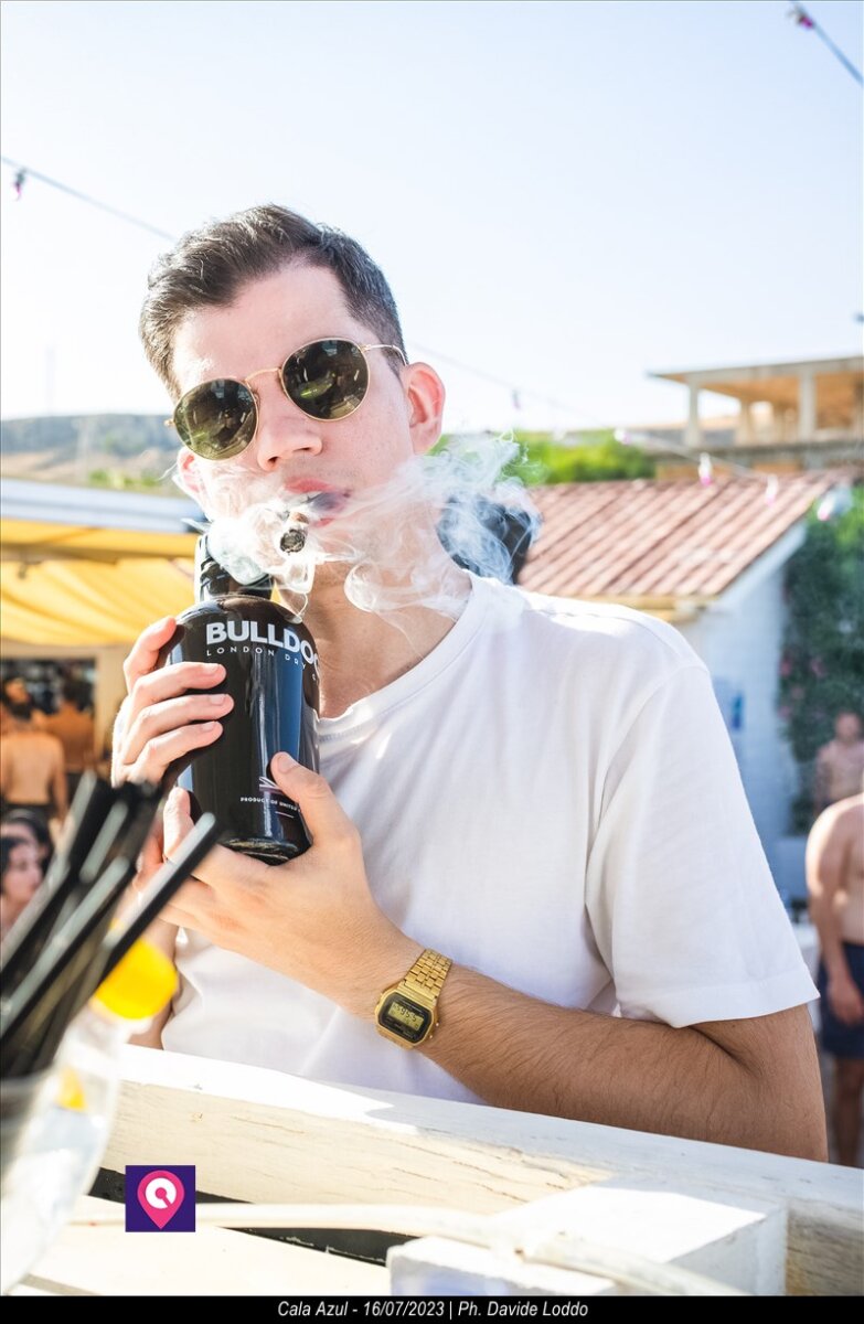 Cala Azul Beach Party Clara 64