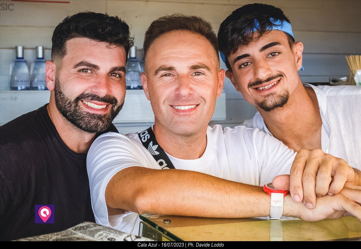 Cala Azul Beach Party Clara 75