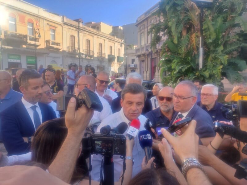 Carlo Calenda Rc (3)