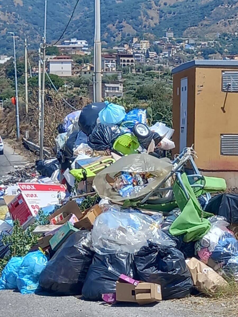 Rifiuti Sala 2