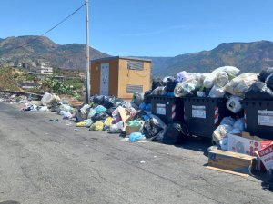 Rifiuti Sala 3