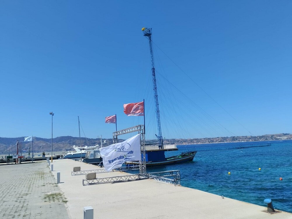 59 Traversata Dello Stretto Arrivo In Fase Di Preparazione