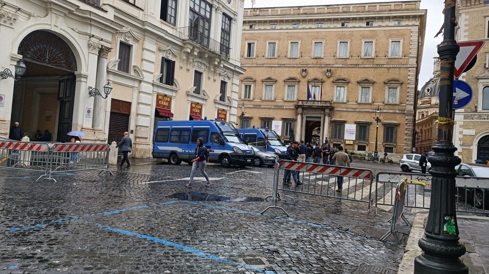 Piazza Santi Apostoli