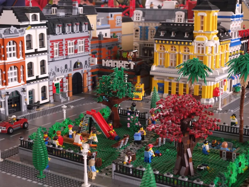 Mostra Love Lego