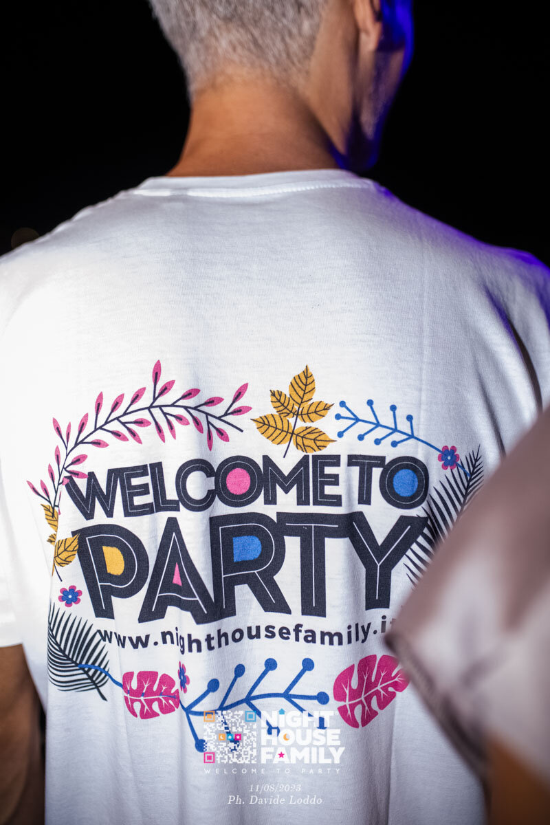 Night House Family 103