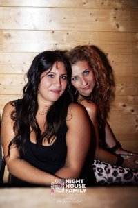 Night House Family 123