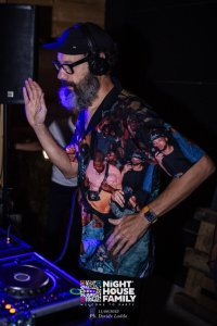 Night House Family 139