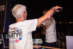 Night House Family 30