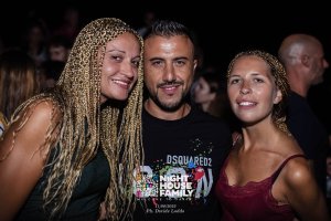 Night House Family 31