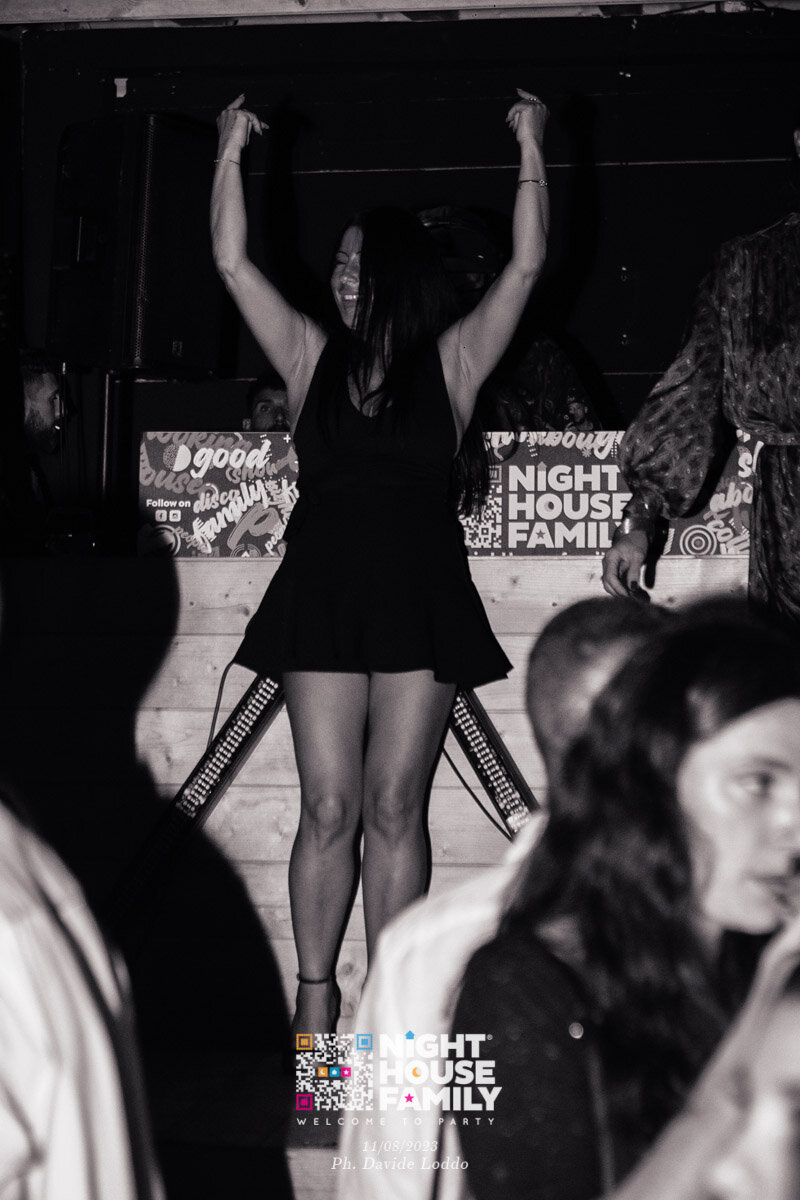 Night House Family 50