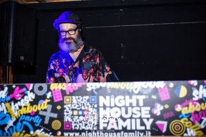 Night House Family 55