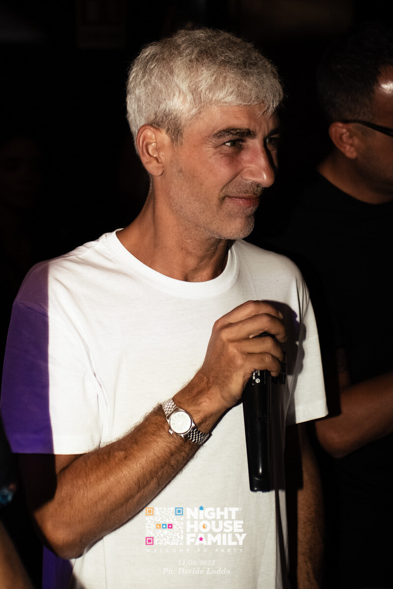 Night House Family 6