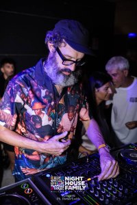 Night House Family 62