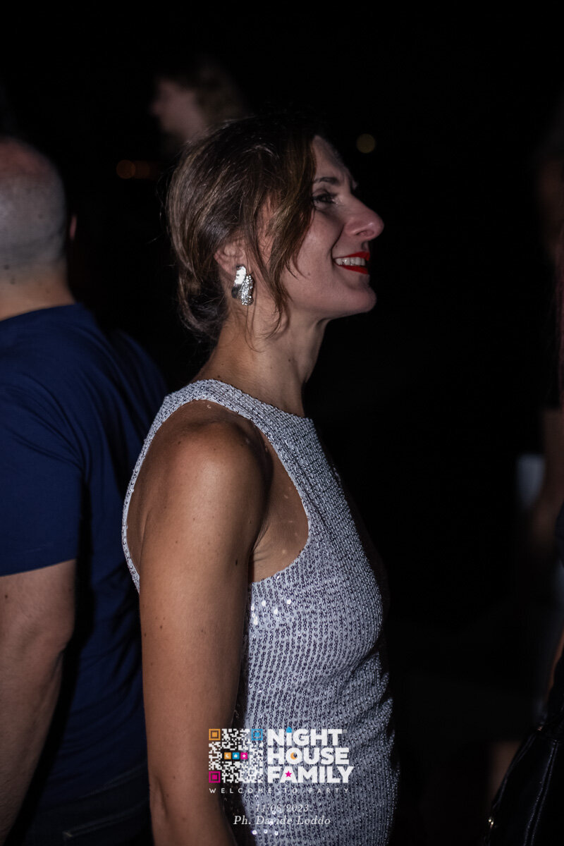 Night House Family 67