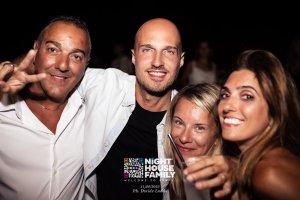 Night House Family 7