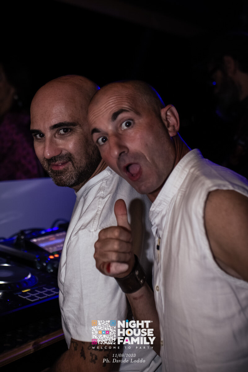 Night House Family 73