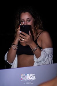 Night House Family 75