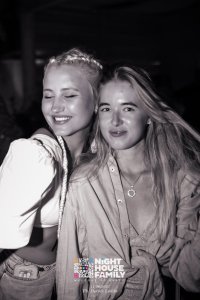 Night House Family 8