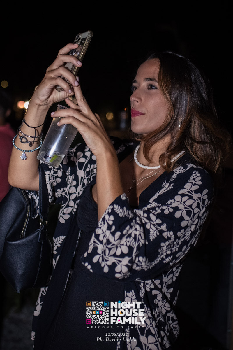 Night House Family 87