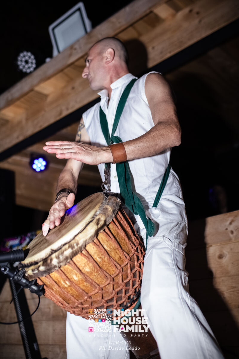 Night House Family 91