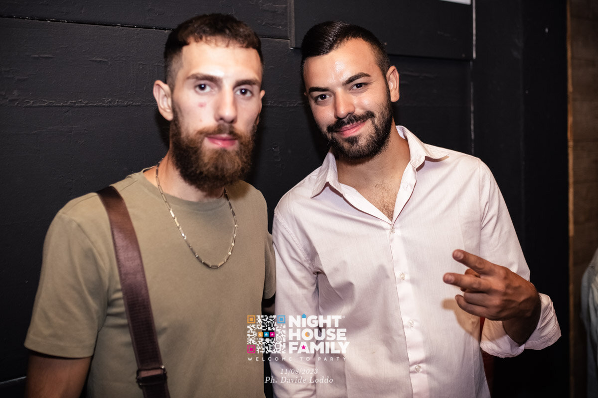 Night House Family 98