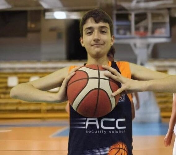 Niccolò Alescio Stingers