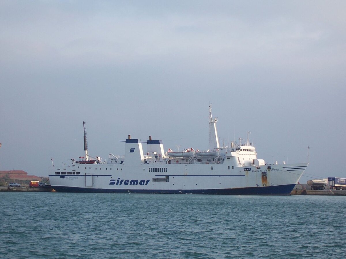Nave Paolo Veronese Migranti