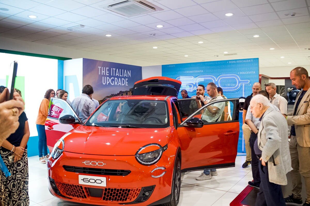 Nuova Fiat 600 Vumbaca Auto (17)