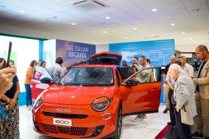 Nuova Fiat 600 Vumbaca Auto (17)