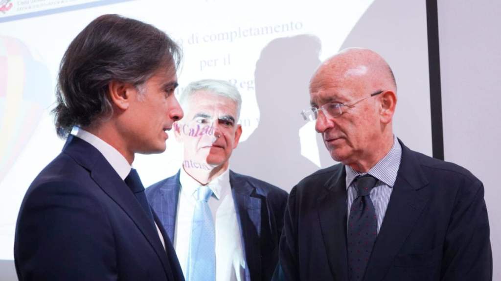 Firma Palazzo Di Giustizia 1