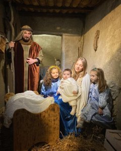 PHOTO 2023 12 27 19 35 37 (9)