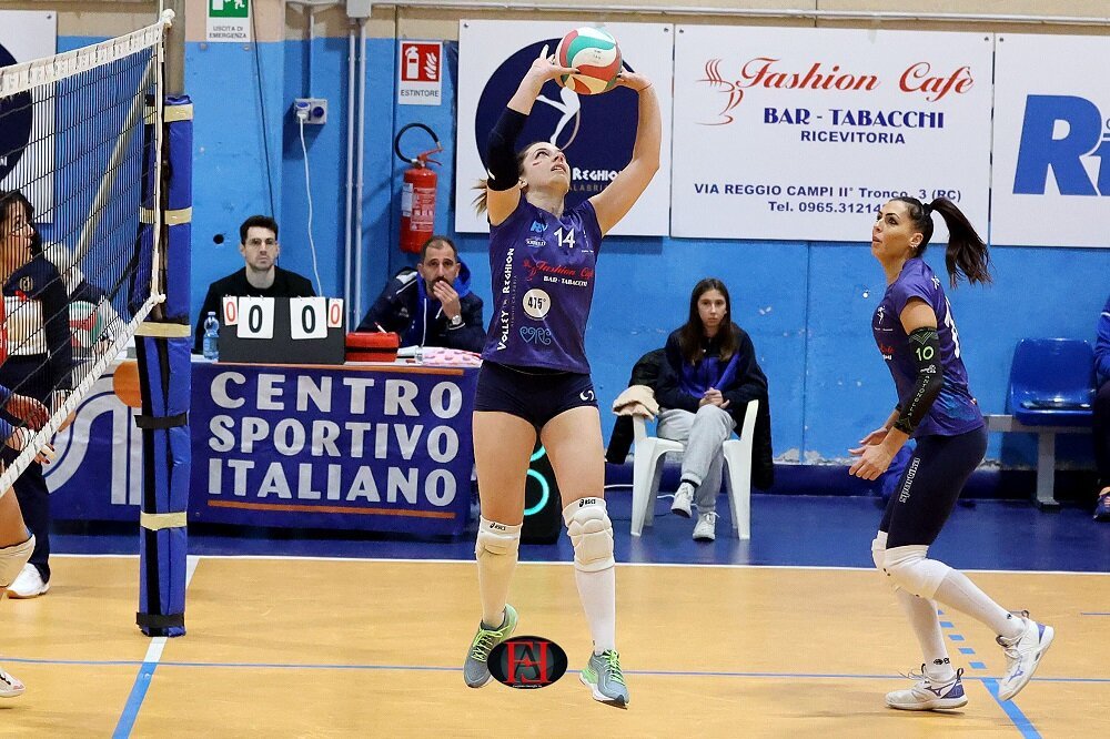 Rebecca Surace Volley Reghion