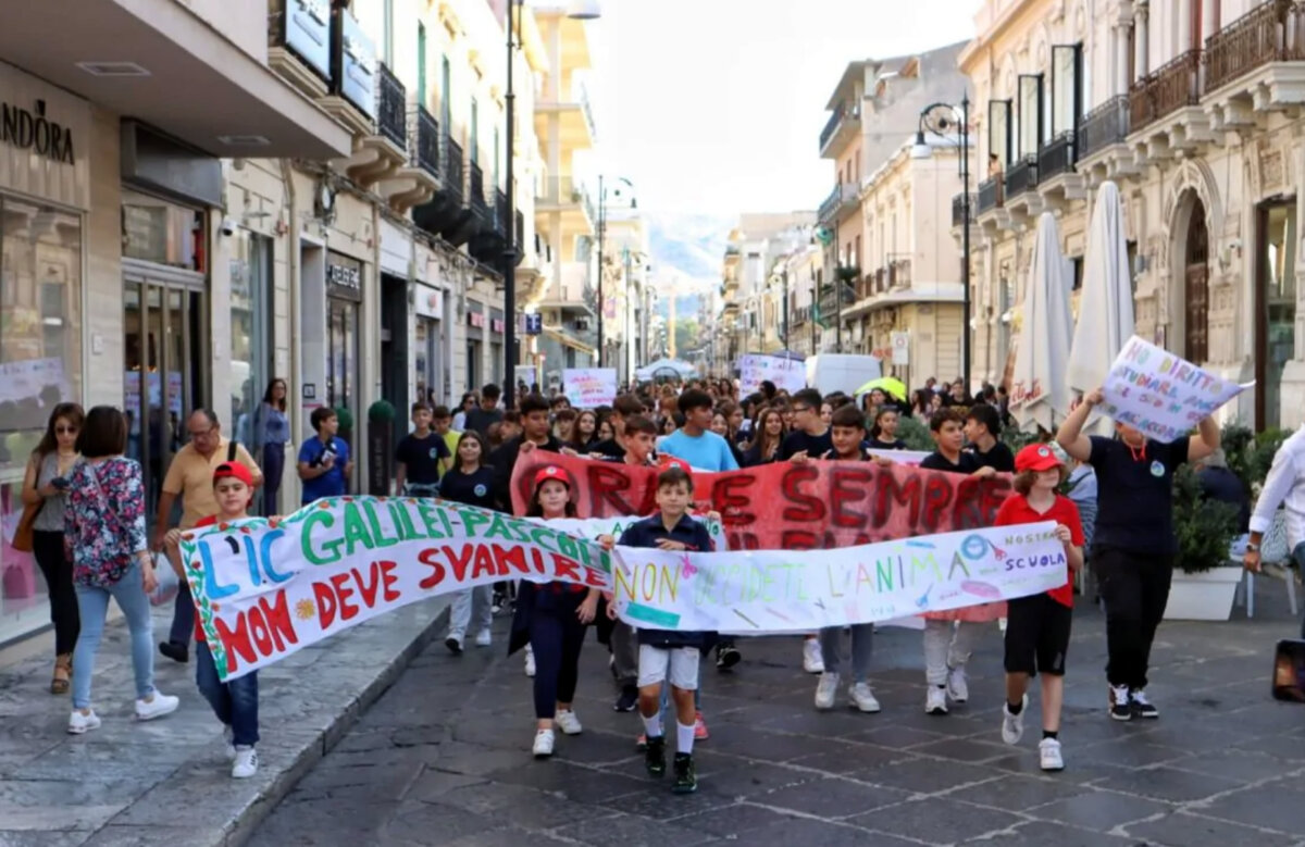 Protesta Galilei Pascoli