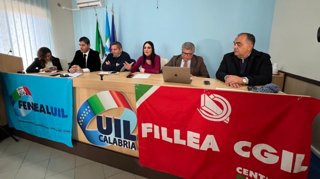 Conferenza Stampa Uil Cgil