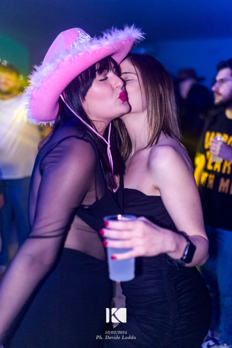 Kalura Carnival Wow 222