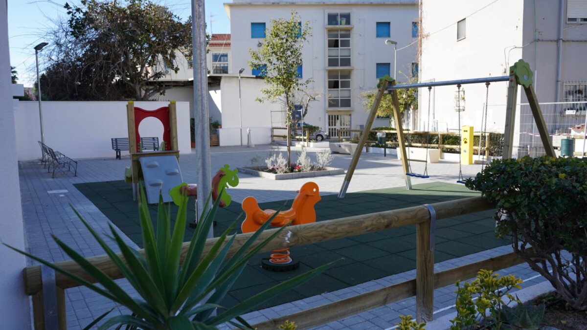 Piazzetta Via Mercalli 2