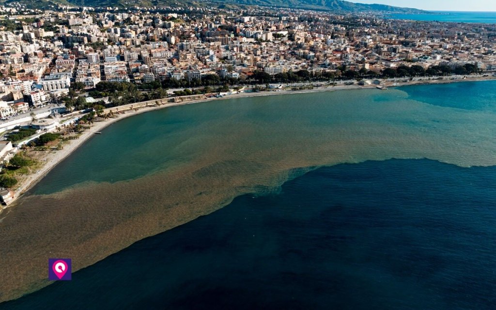 Sversamento Fango Lido Comunale Reggio Calabria (2)