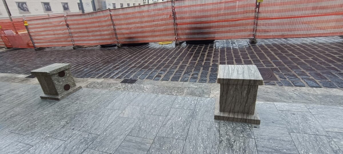 Pilastrini Piazza De Nava 5