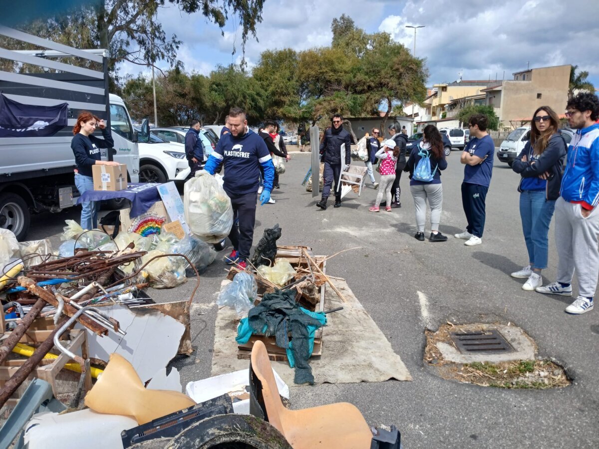 Plastic Free Lungomare Gallico (2)