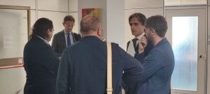 964ea87f C5e7 4219 B263 2224baf43e0d