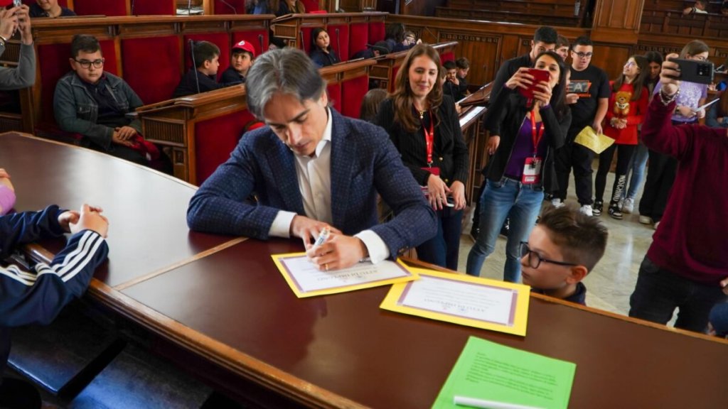 Fuori Classe In Movimento Firma