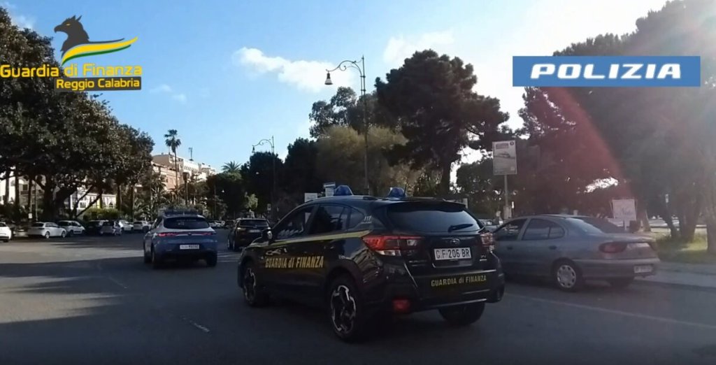Polizia Guardia Di Finanza